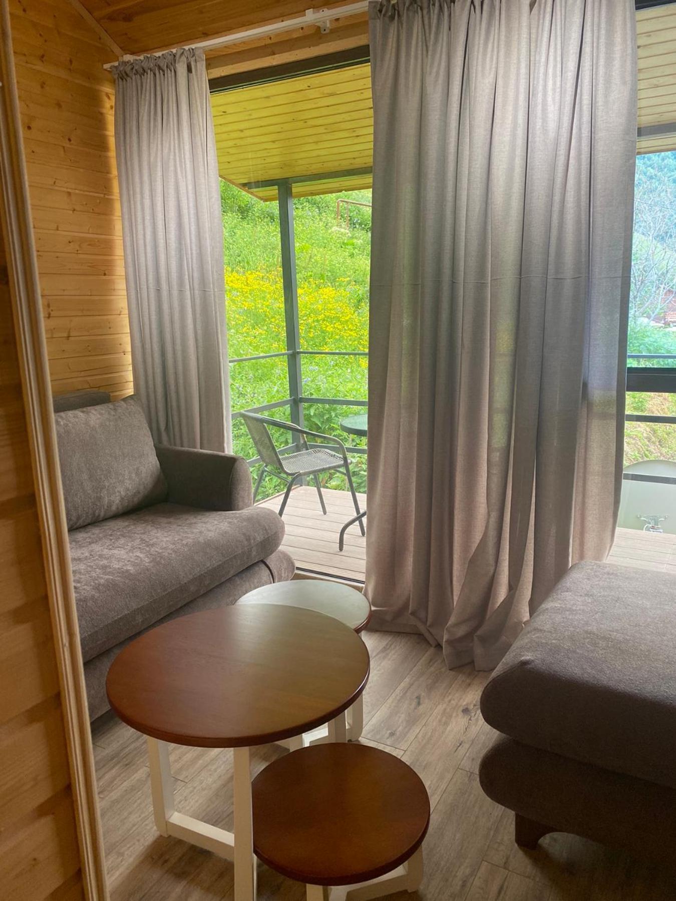 Bed and Breakfast Metitsa Juta Exterior foto